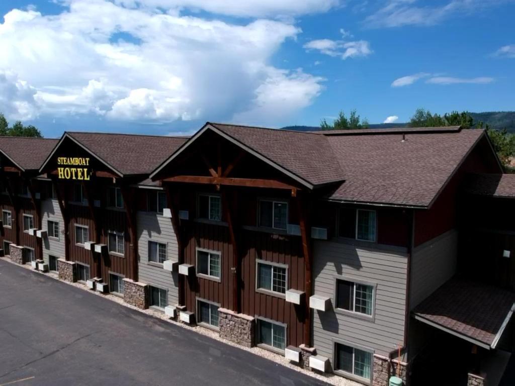 The Steamboat Hotel Steamboat Springs Exterior photo